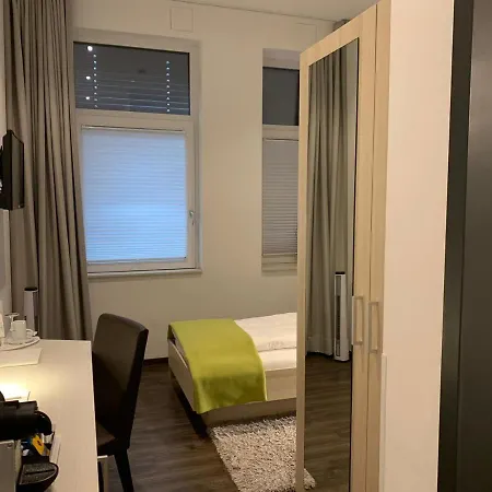 Business - Boardinghouse Hotel