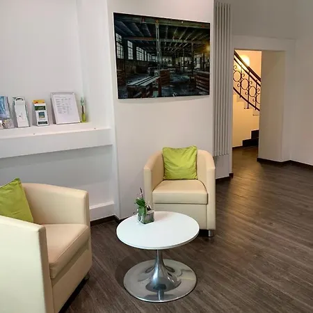 Business - Boardinghouse Бюхль