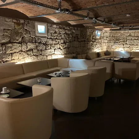 Business - Boardinghouse Отель 3*