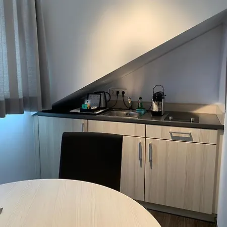 Business - Boardinghouse Отель Бюхль