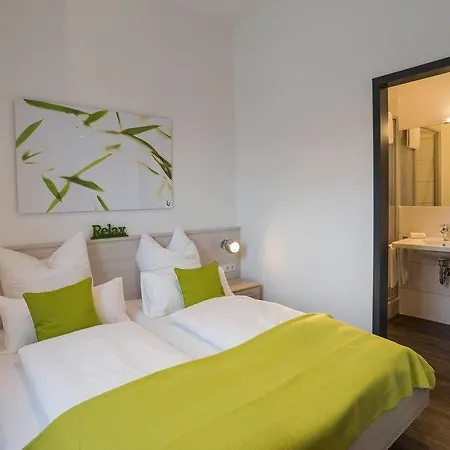 Business - Boardinghouse Отель 3*