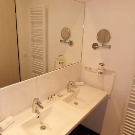 Отель Business - Boardinghouse 3*