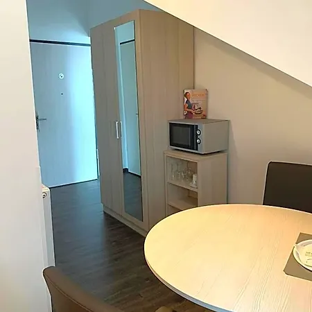 Business - Boardinghouse Hotel