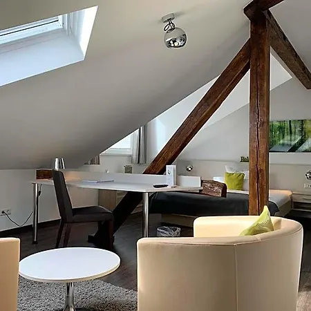 Business - Boardinghouse Hotel