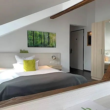 Business - Boardinghouse Hotel